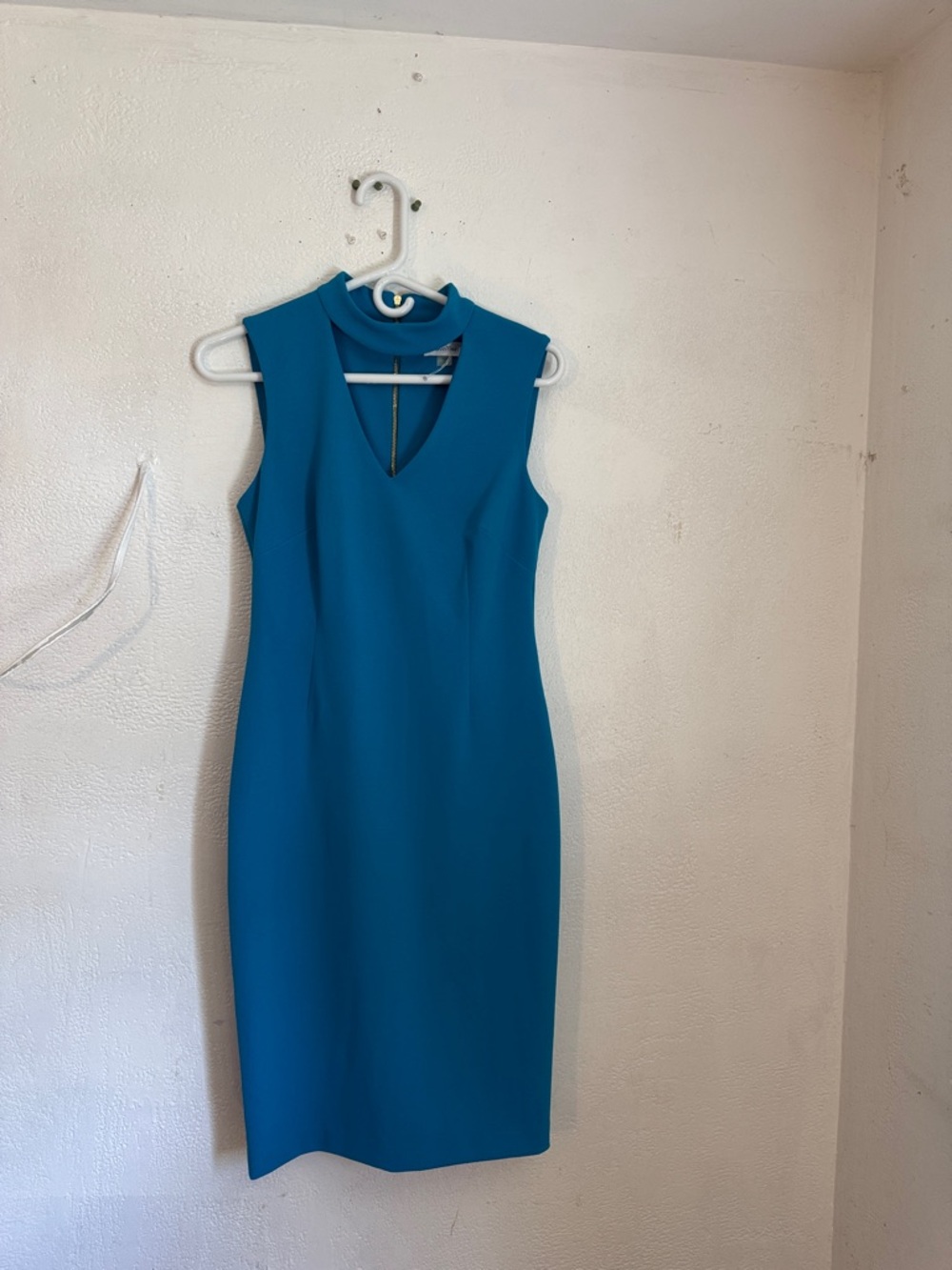 Calvin Klein Teal V-Neck Dress size 4 pre-owned